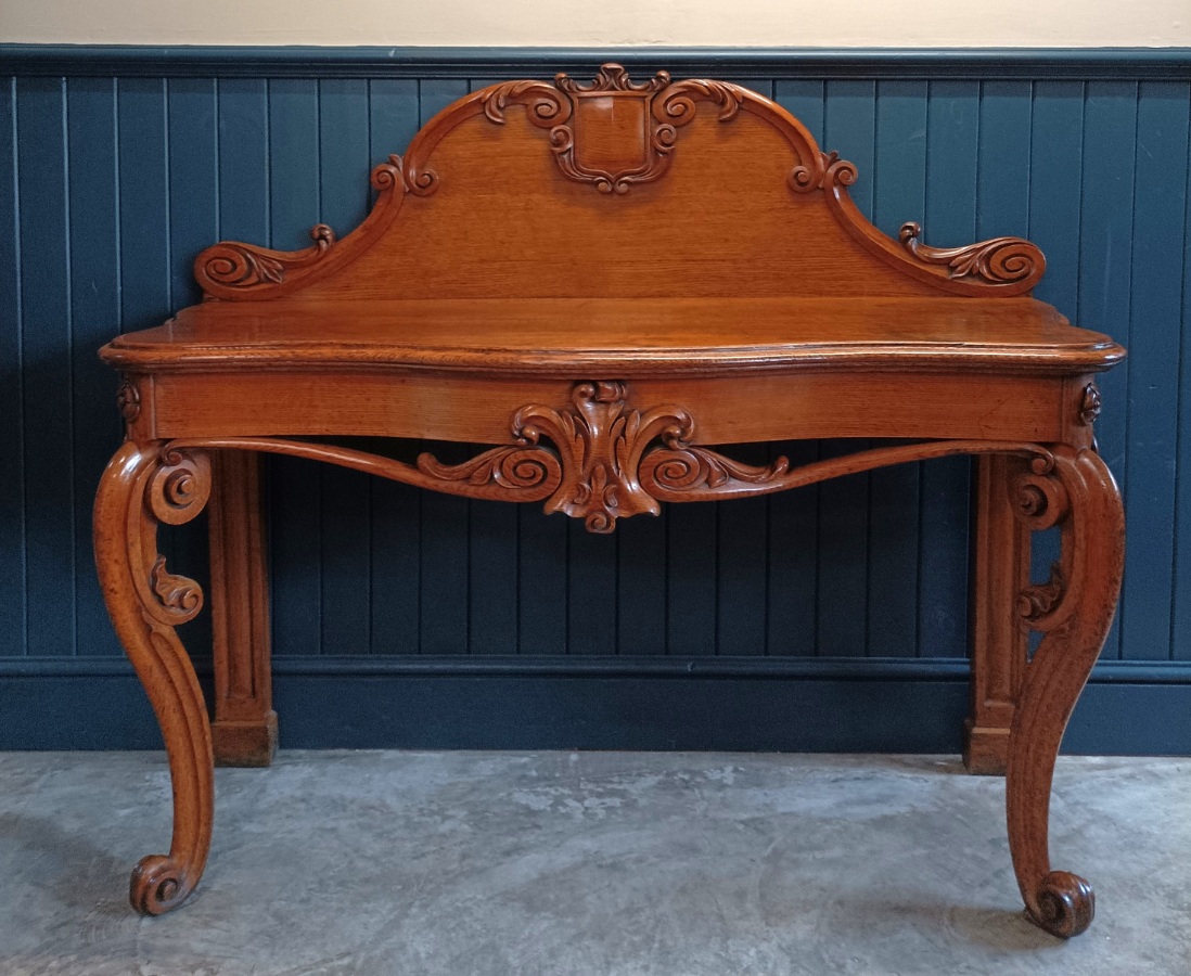 Lamp Side Hall Console Table, circa 1850. (15).jpg